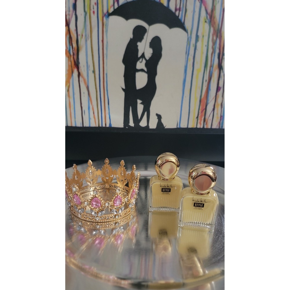 Nicole Miller Style Nail Lacquer Duo 13ml Creamy Pale Yellow Gold Cap 5 each